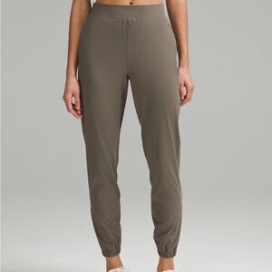 2 pairs! Lulu joggers